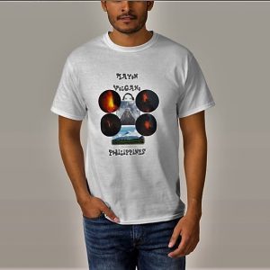 Mayon Volcano "facial reaction" T-Shirt